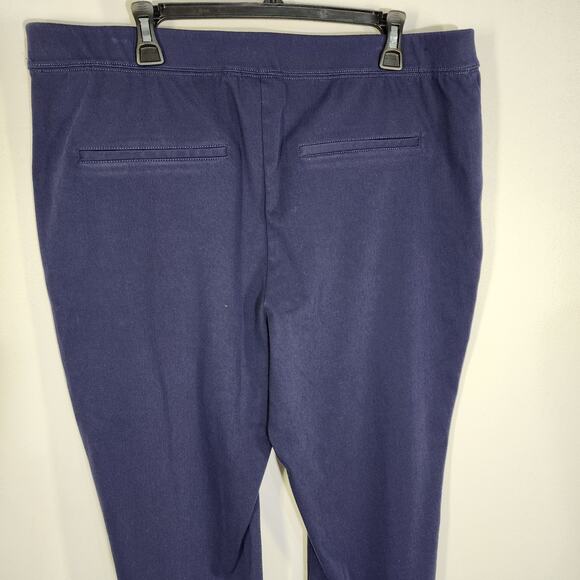Denim & Co. Women's Pants Size XL Knit Easy Flex Twill Crop Kick Navy A596313 - Picture 5 of 8